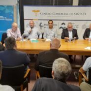 Presentación de la Confederación de Comercio y Servicios de la Provincia de Santa Fe en el Centro Comercial de Santa Fe